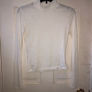 White High Neck Long Sleeve 🤍🌷